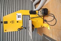 Lot 11 - DEWALT 240V TABLE TOP VERTICAL BAND SAW, APPROX. 30CM THROAT (VAT applicable)