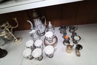 Collectables & Curio.