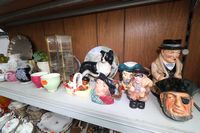 Collectables & Curio.