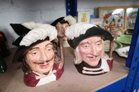 Collectables & Curio.