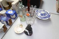 Collectables & Curio.